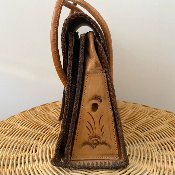 Vintage Tooled Leather Handbag - Picture 7 of 9